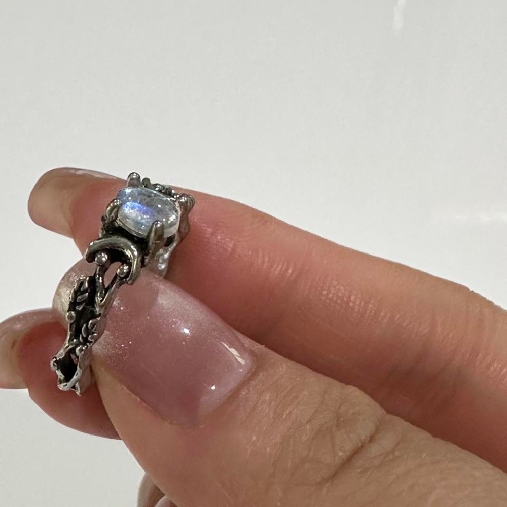 Silver Tone Faux Moonstone Crescent Moon Ring Vine Branch Band Witchy Size 6.5